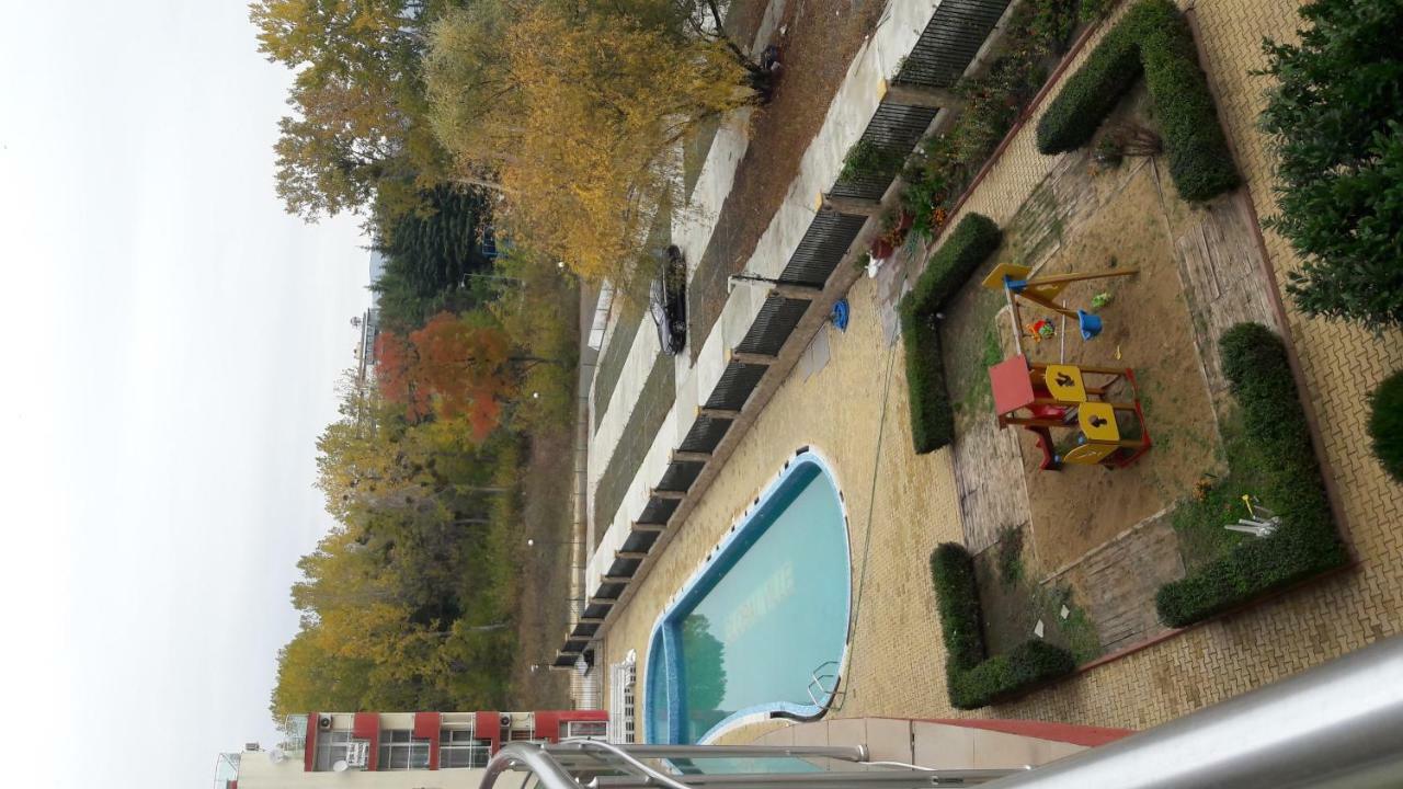 Global Ville Apartcomplex Sunny Beach Exterior foto